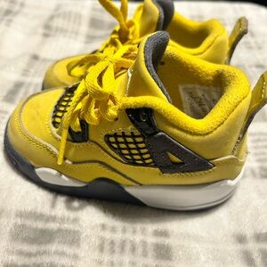 Toddler Jordan 4’s Size 7c Yellow and Gray Kids Sneakers